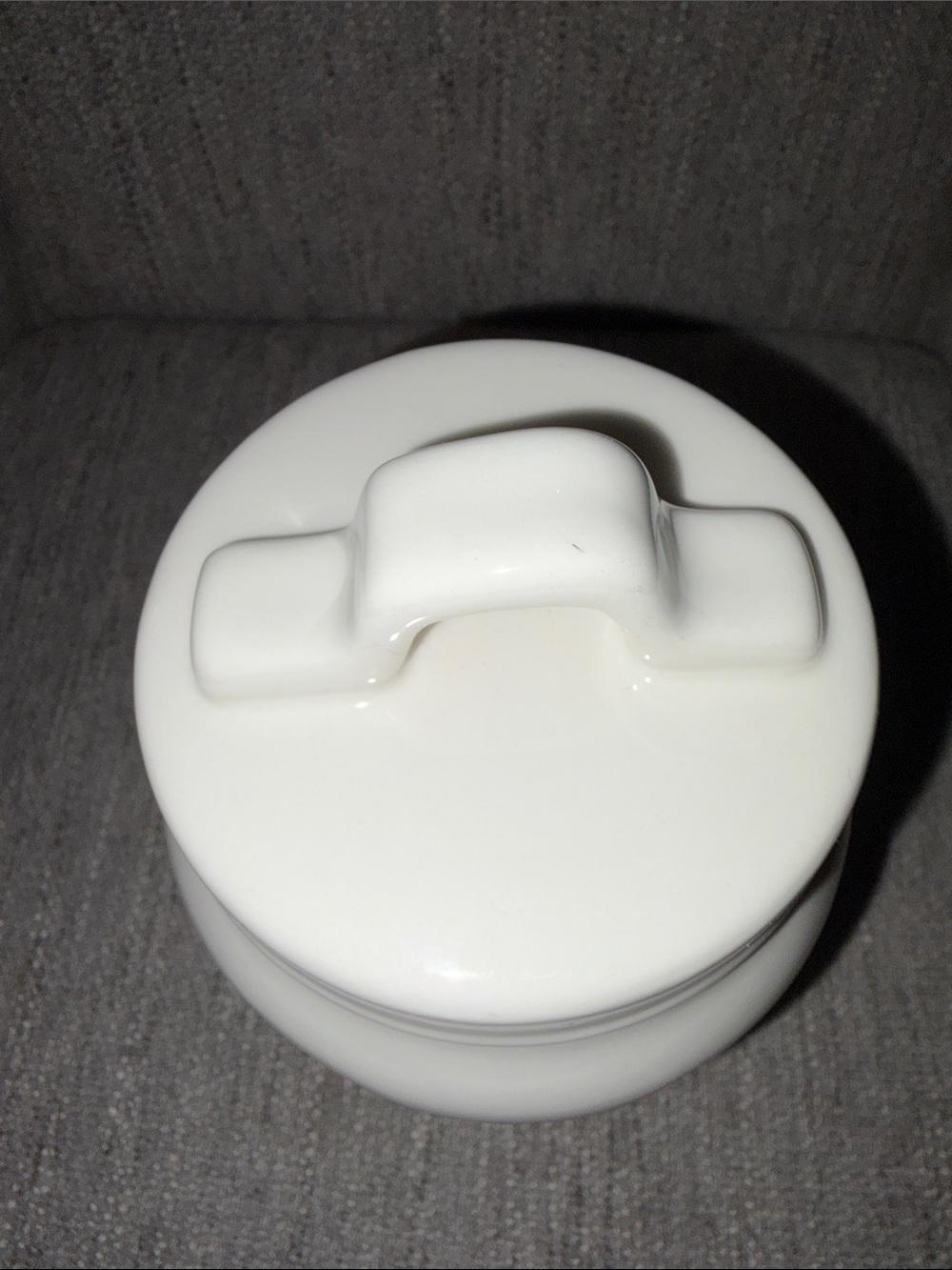 Rae Dunn cluck. HTF farm line canister - Picture 3 of 8